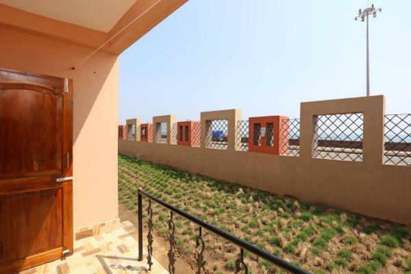 Goroomgo Laxmi Resort Puri Exterior foto